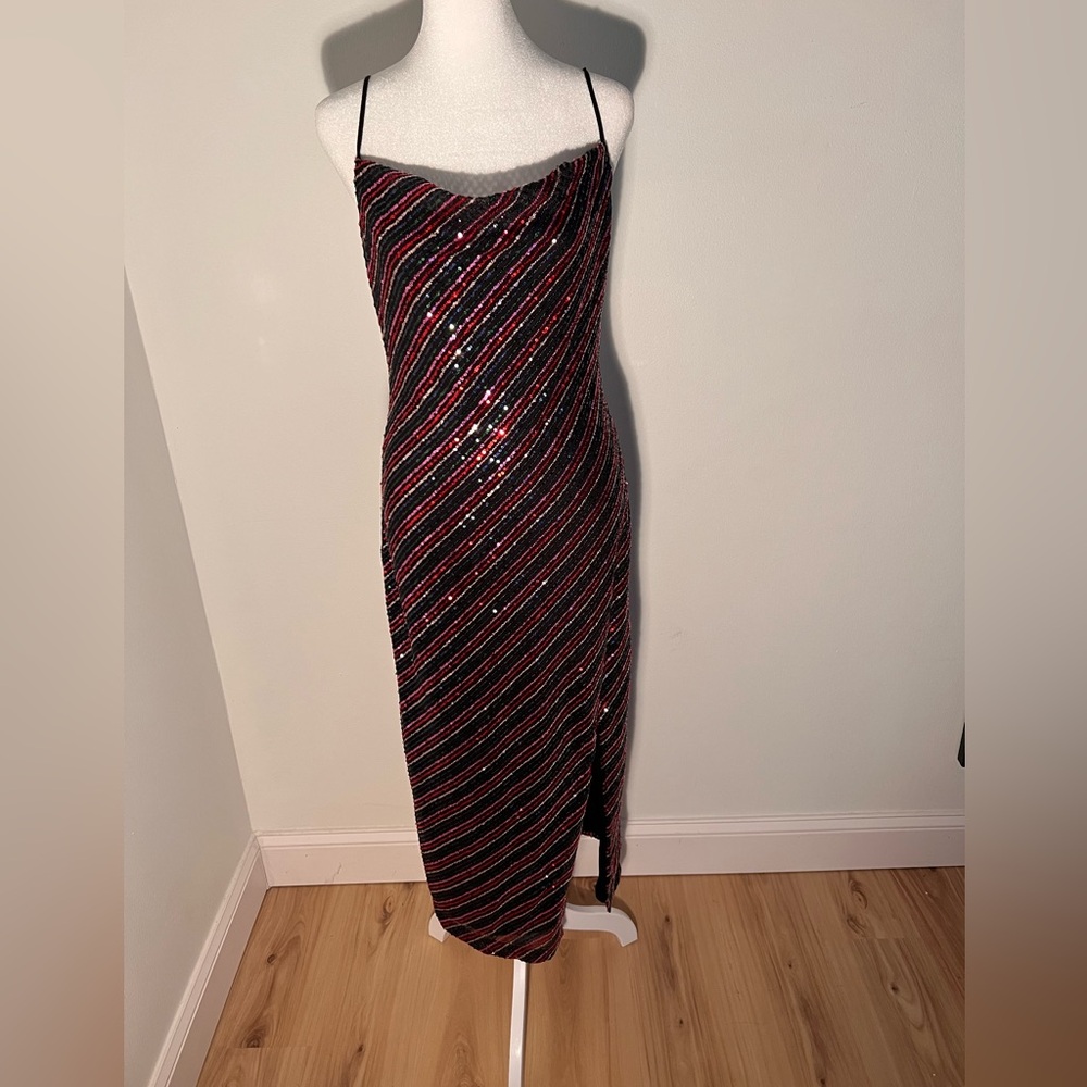 Laundry by Shelli Segal sequence dress